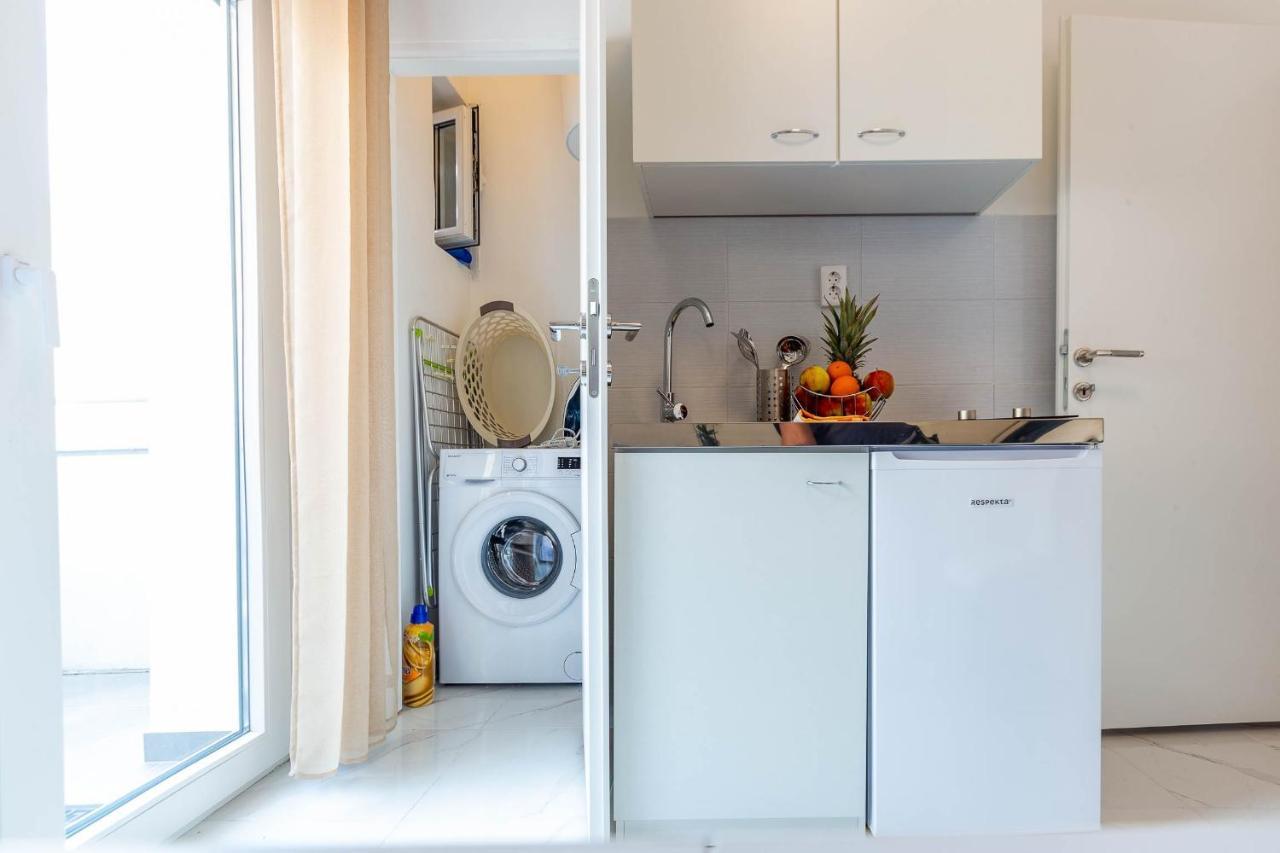 Appartamento Viktorija 1br