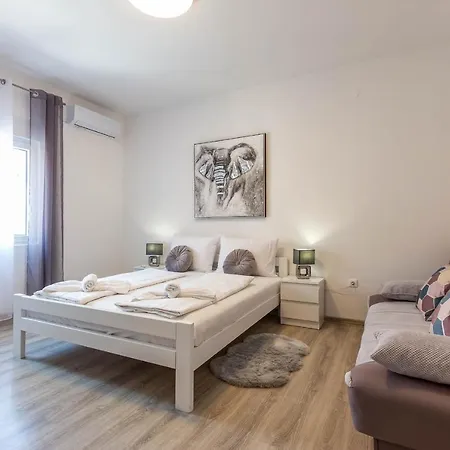 Viktorija 1Br Apartment Zadar Exterior foto
