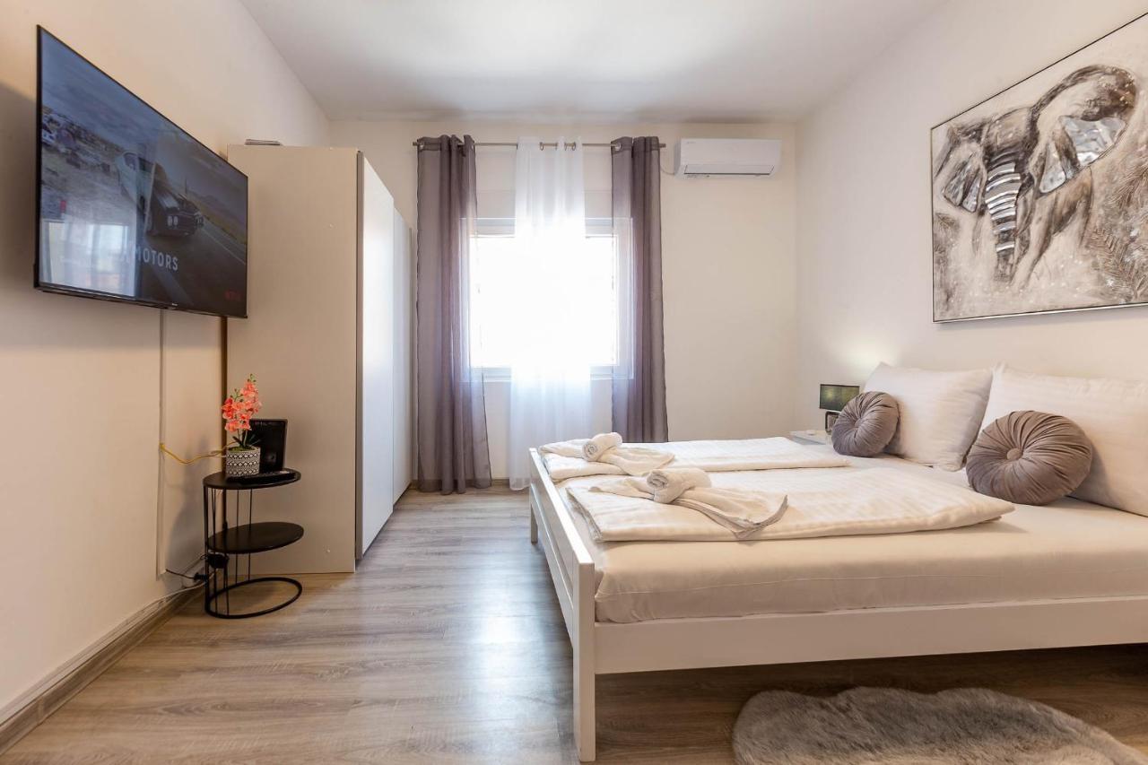 Viktorija 1br Apartment